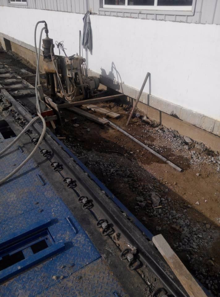 黔江注浆治理铁路高路基沉陷病害